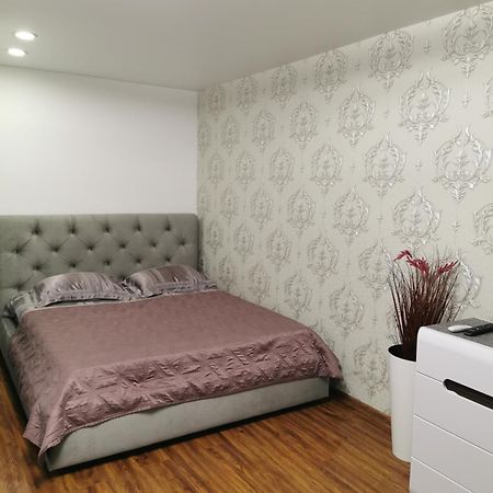 Studio Apartment In The Center Shostka Exterior foto